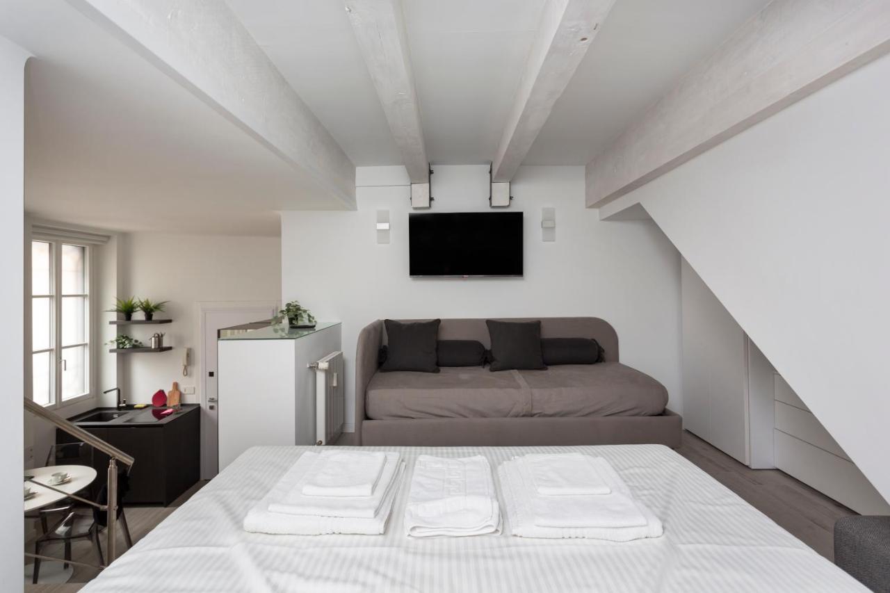 Nest For 2 In Milan Fashion District Via S Cecilia Apartment Luaran gambar